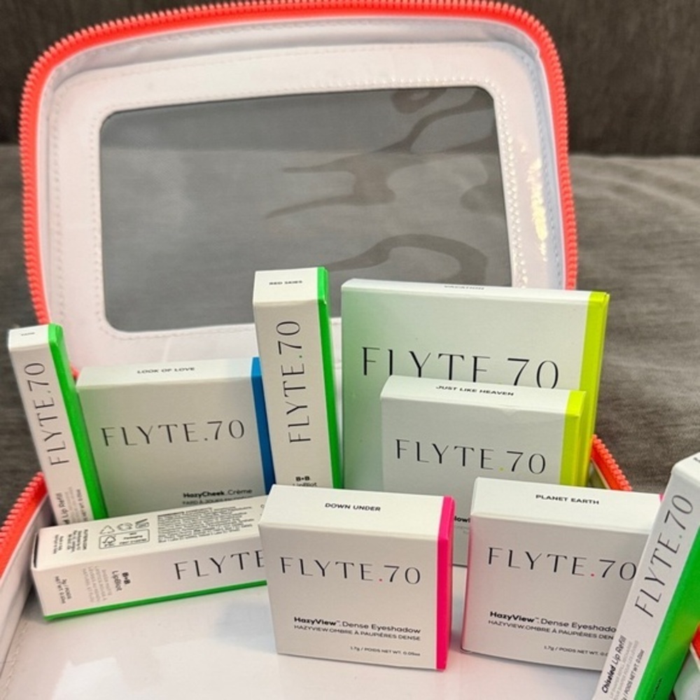 NEW FLYTE.70 Makeup Set 10Pieces - Bronzer, Lipstick, Eyeshadow, More $280 Value
